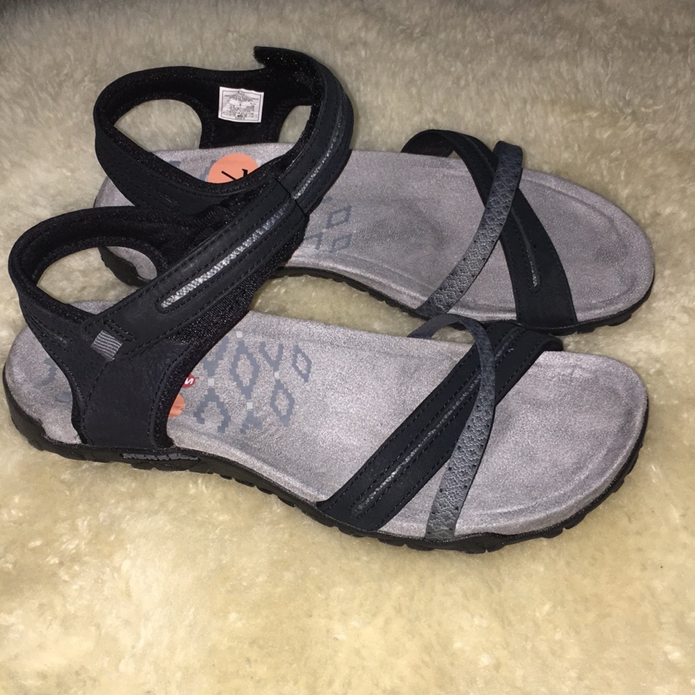 Merrell Select Grip Sandals